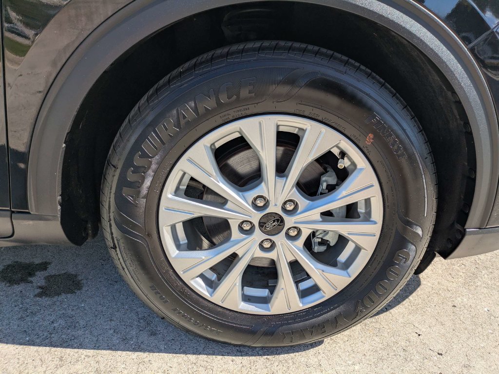 Certified 2023 Ford Escape Active FWD image 11