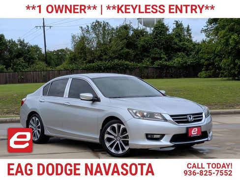 Used 2015 Honda Accord Sport image 1