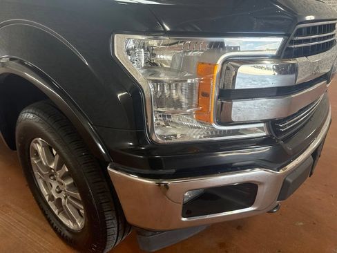 Used 2018 Ford F150 Lariat w/ Trailer Tow Package AWD/4WD image 9
