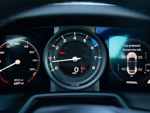 Certified 2024 Porsche 911 Carrera S RWD image 13