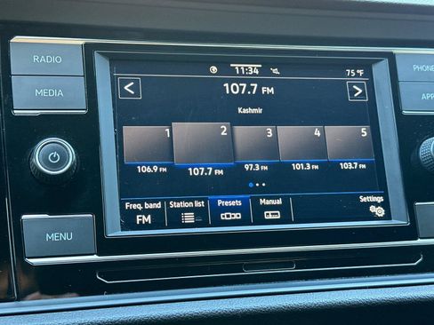 Used 2023 Volkswagen Jetta Sport FWD image 16
