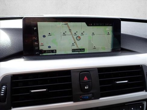 Used 2017 BMW 320i xDrive 320i xDrive image 18