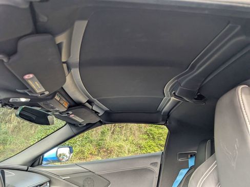 Used 2021 Chevrolet Corvette Stingray Coupe w/ 1LT image 18