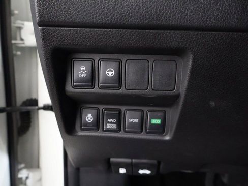 Used 2022 Nissan Rogue Sport SL image 39