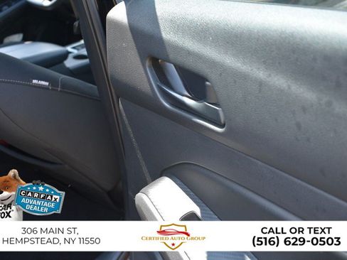 Used 2025 Nissan Altima 2.5 SV FWD image 27