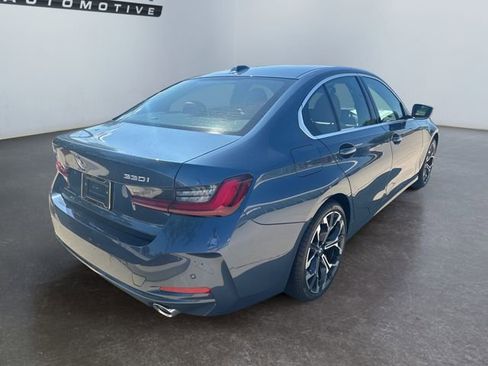 Used 2025 BMW 330i xDrive Sedan w/ Premium Package image 14