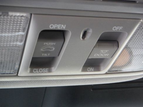 Used 2019 Honda CR-V EX image 28