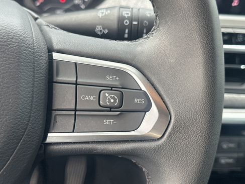 Used 2024 Jeep Compass Latitude AWD/4WD image 25
