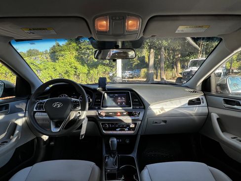 Used 2019 Hyundai Sonata SE image 36