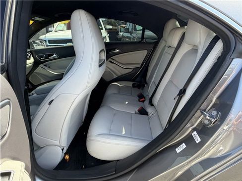 Used 2018 Mercedes-Benz CLA 250 image 15