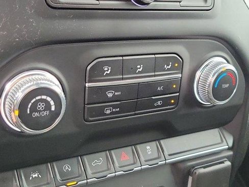 Used 2023 GMC Sierra 1500 Pro w/ Graphite Edition image 32