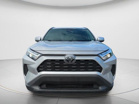 Used 2023 Toyota RAV4 XLE FWD image 2