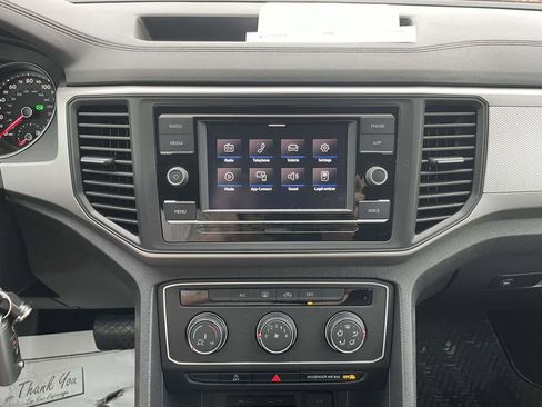 Used 2020 Volkswagen Atlas Cross Sport S FWD image 20