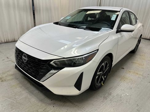 New 2025 Nissan Sentra SV w/ All-Weather Package image 9