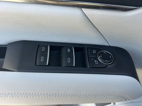 New 2026 GMC Terrain Denali w/ LPO, Floor Liner Package image 15