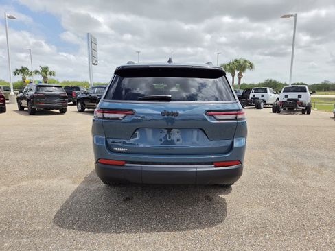 New 2026 Jeep Grand Cherokee L Limited AWD/4WD image 6