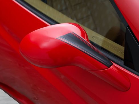 Used 2010 Ferrari California RWD image 16