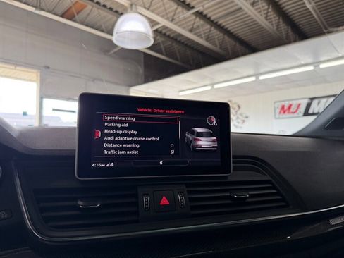 Used 2019 Audi SQ5 Prestige image 33