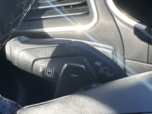 Used 2019 Ford Edge ST w/ Convenience Package image 21