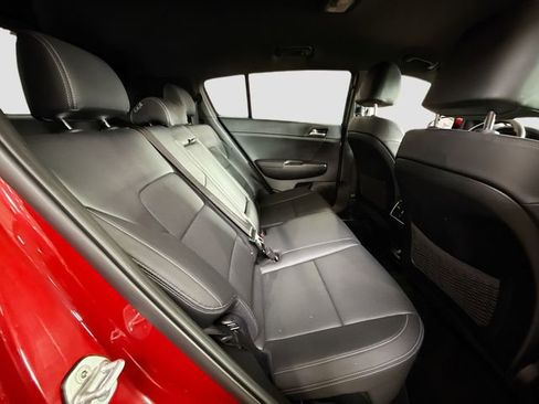 Used 2020 Kia Sportage S image 26