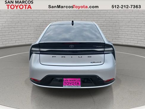 Used 2024 Toyota Prius Prime Premium image 6