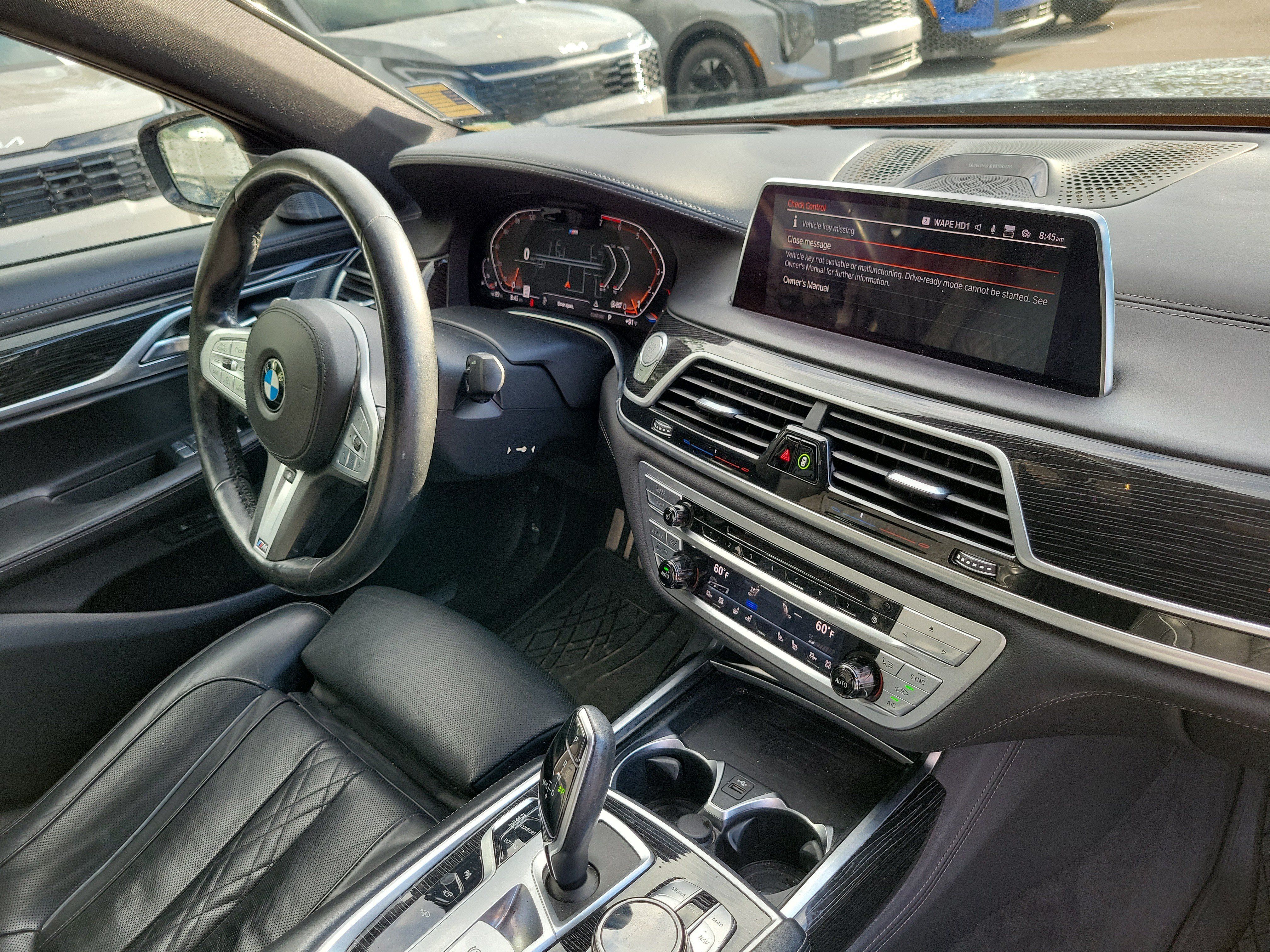 Used 2020 BMW 750i xDrive w/ Executive Package AWD/4WD image 8