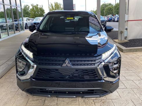 New 2026 Mitsubishi Eclipse Cross LE AWD/4WD image 2