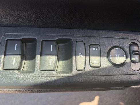 Used 2025 Honda CR-V Sport-L image 14