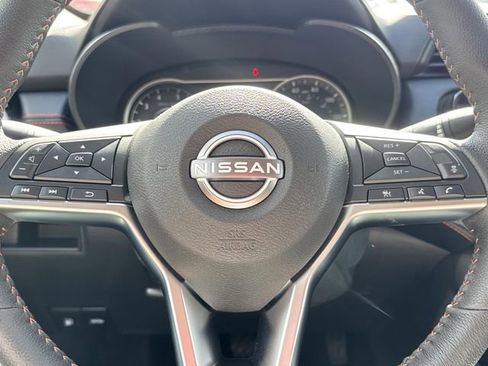 New 2025 Nissan Versa SR w/ Trunk Package image 14