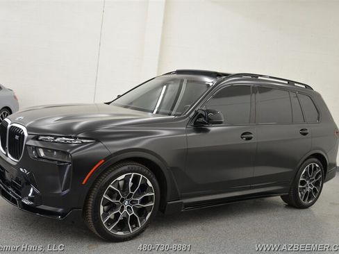 Used 2023 BMW X7 M60i w/ Climate Comfort Package AWD/4WD image 5