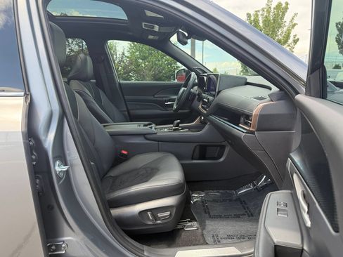 Used 2026 Toyota Grand Highlander AWD Hybrid image 31