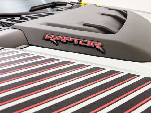 Used 2024 Ford F150 Raptor AWD/4WD image 9