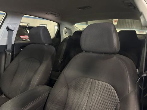 Used 2019 Kia Optima LX image 5