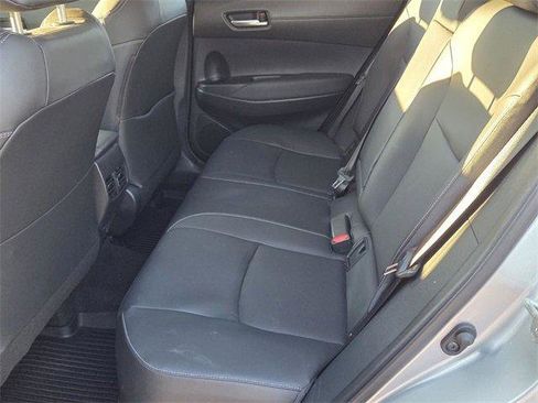 Used 2023 Toyota Corolla Cross XLE image 10