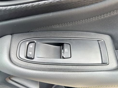 Used 2022 Subaru Outback Wilderness w/ Wilderness Package image 32