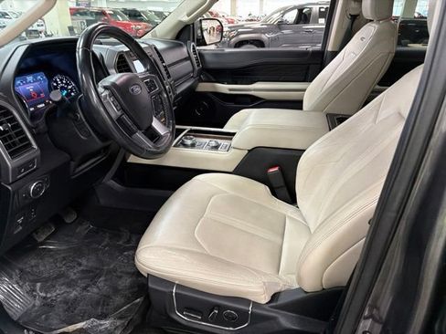 Used 2020 Ford Expedition Platinum AWD/4WD image 18