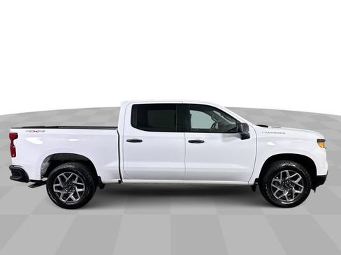 Used 2024 Chevrolet Silverado 1500 W/T w/ WT Value Package AWD/4WD image 9