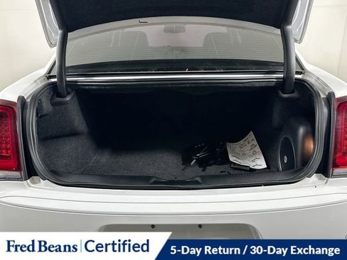 Used 2022 Chrysler 300 Touring L w/ Popular Equipment Group image 28