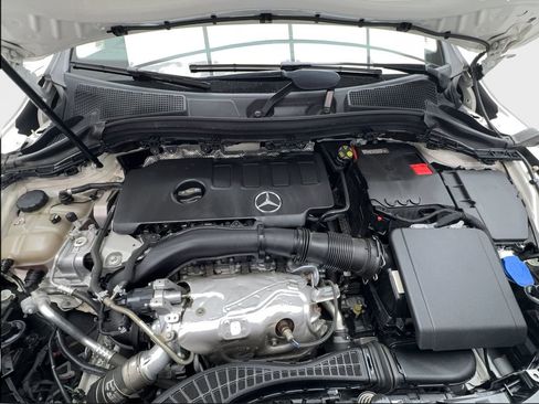 Used 2022 Mercedes-Benz GLA 250 image 17