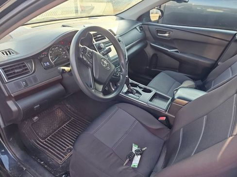 Used 2015 Toyota Camry LE FWD image 9