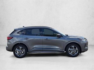 Used 2024 Ford Escape ST-Line w/ Tech Pack #1 FWD video 4
