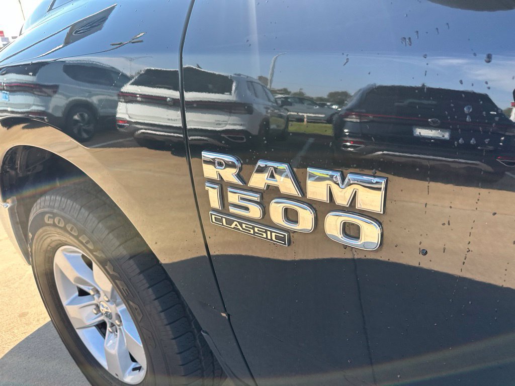 Used 2024 RAM 1500 Classic SLT AWD/4WD image 10