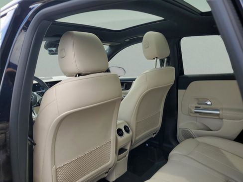 Used 2025 Mercedes-Benz GLA 250 image 26