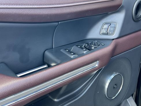 Used 2023 Ford Expedition Max Limited image 15