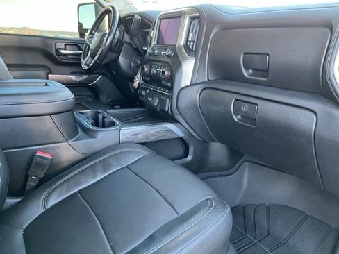 Used 2020 Chevrolet Silverado 2500 LTZ w/ LTZ Premium Package image 21