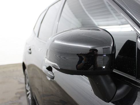 Used 2025 Volvo XC60 B5 Plus w/ Protection Package Premier AWD/4WD image 16