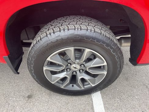 Certified 2021 Chevrolet Silverado 1500 RST w/ Convenience Package II image 15