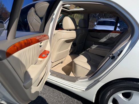 Used 2003 Lexus LS 430 image 16