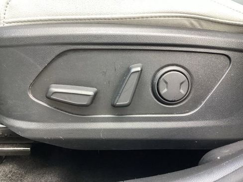 Used 2025 Hyundai Santa Cruz SEL FWD image 15