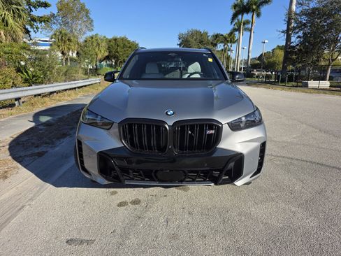 Used 2025 BMW X5 M60i w/ Climate Comfort Package image 8